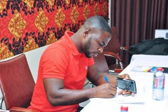 imgi_49_thumbs_OLEA-M_G-2022-47